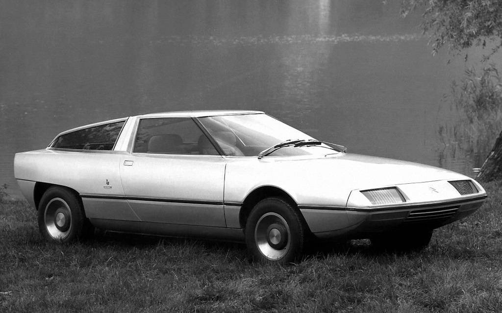 <p>Citroën GS Camargue 1972 (dessiné par Bertone)</p>