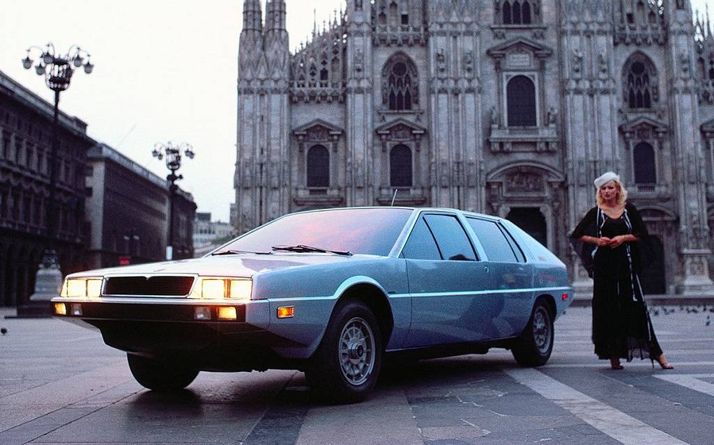 <p>Maserati Medici II 1976 (dessiné par Ital Design)</p>