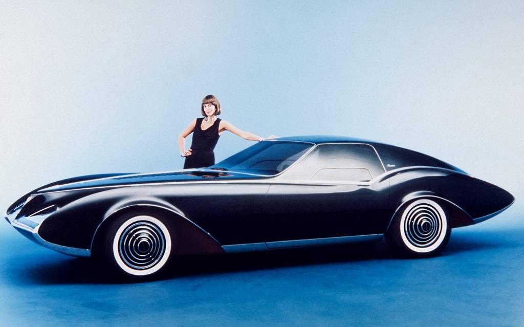 <p>Pontiac Phantom 1977</p>