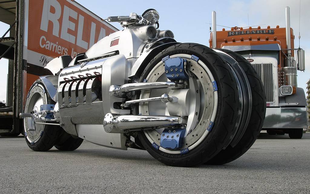 <p>Concept Dodge Tomahawk 2003</p>