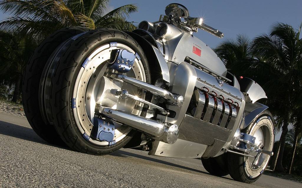 <p>Concept Dodge Tomahawk 2003</p>