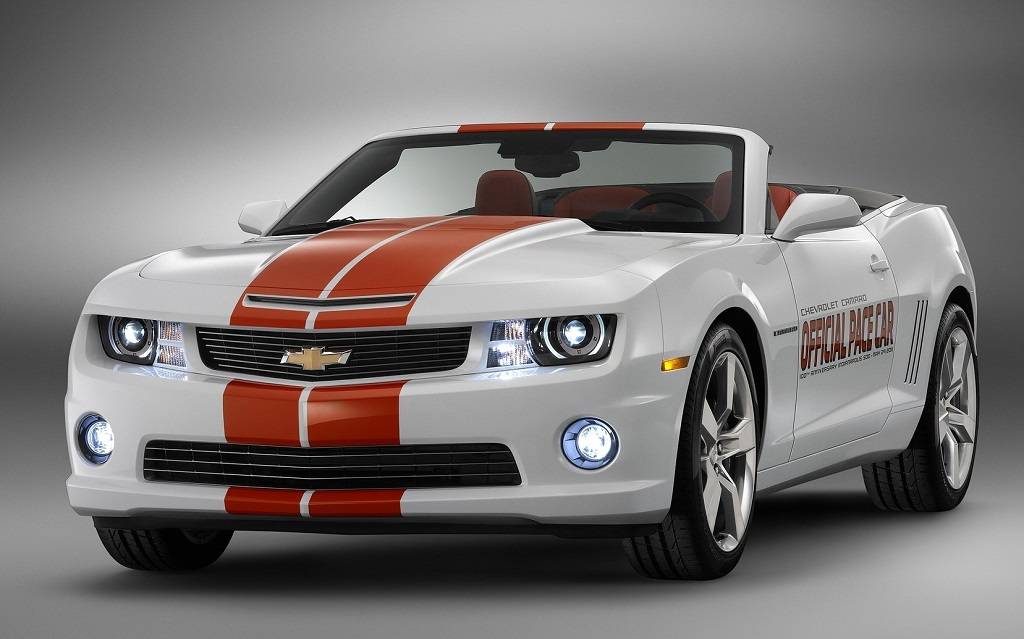 <p>Chevrolet Camaro SS Cabriolet Indy 500 pace car 2011 </p>