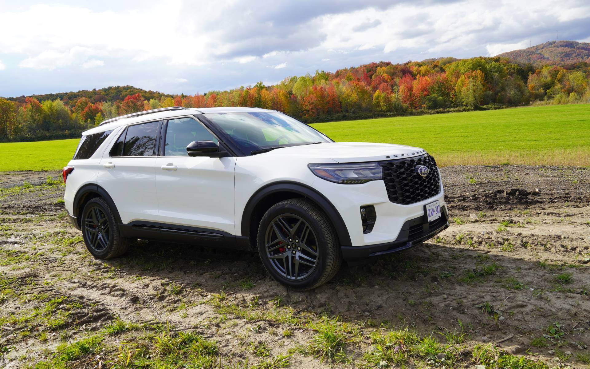 <p>Ford Explorer ST 2025</p>