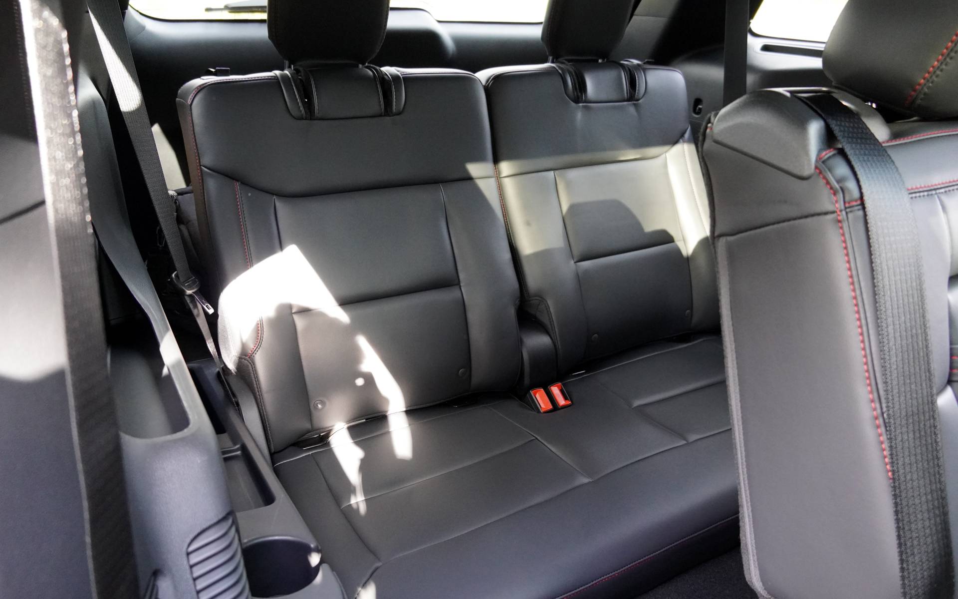 <p>Ford Explorer ST 2025</p>