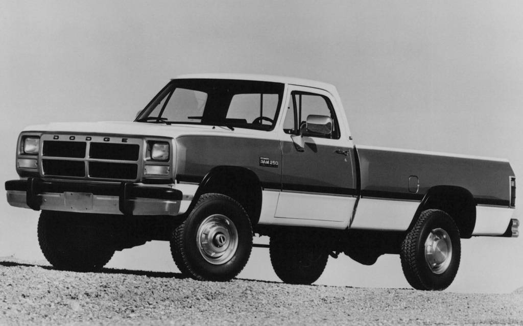 <p>Dodge Ram Power Ram W250 1992</p>