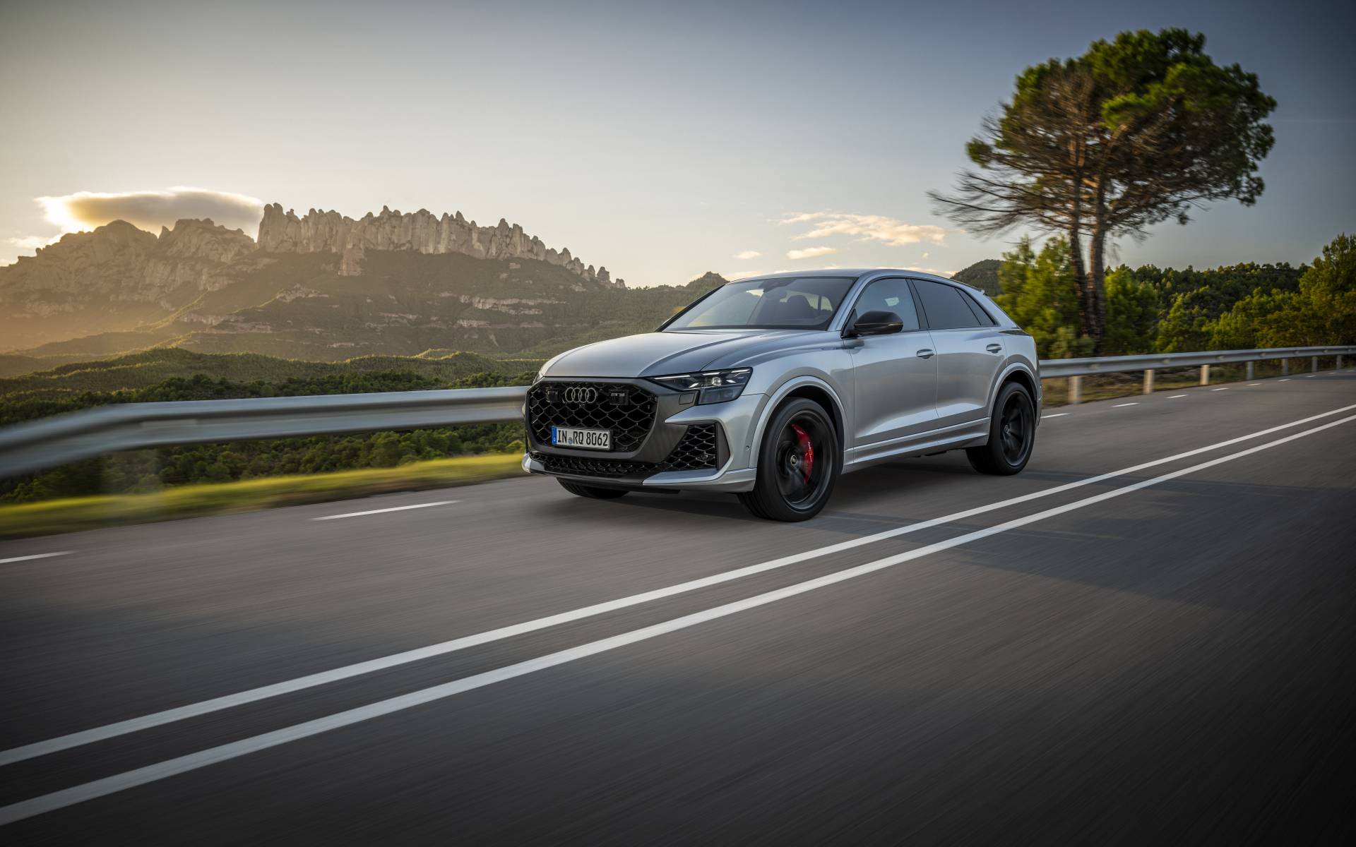 <p>Audi RSQ8 Performance 2025</p>