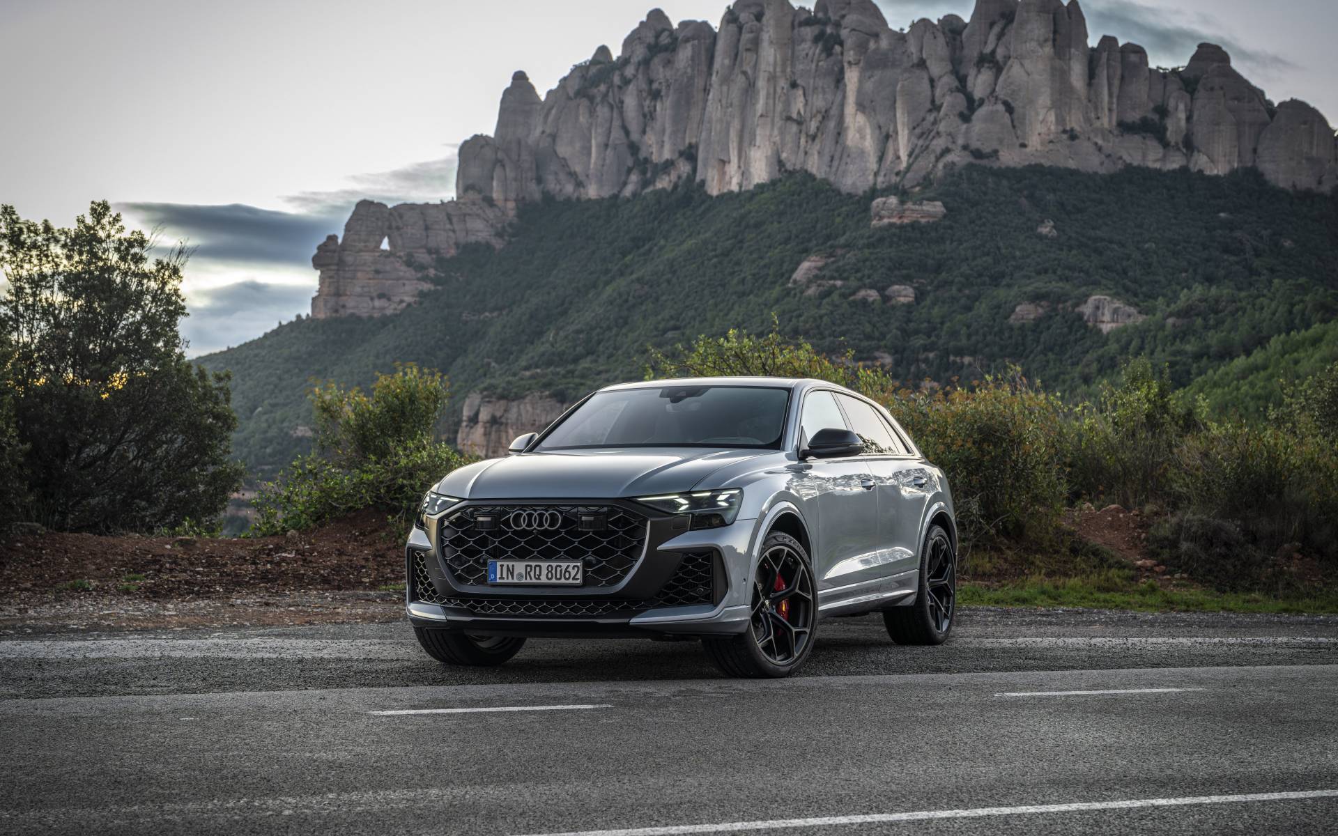 <p>Audi RSQ8 Performance 2025</p>