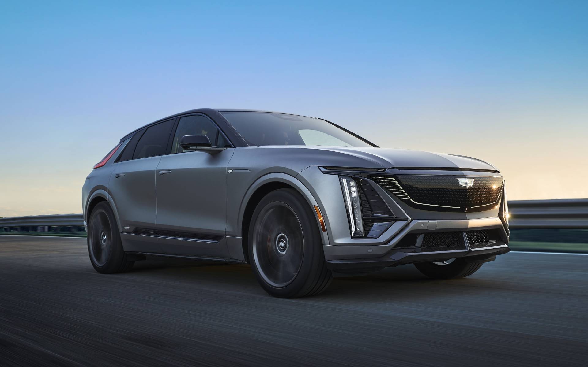 Cadillac annonce le Lyriq-V 2026 et donne un premier aperçu