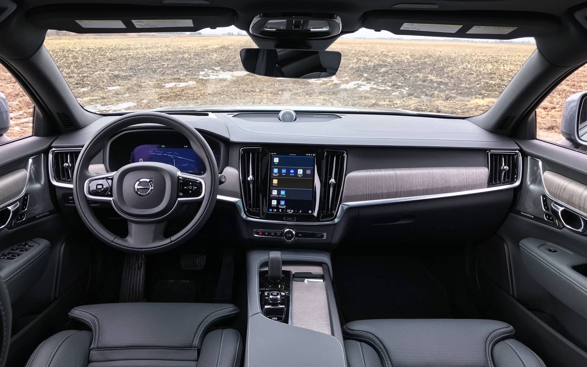 <p>Volvo V90 Cross Country</p>