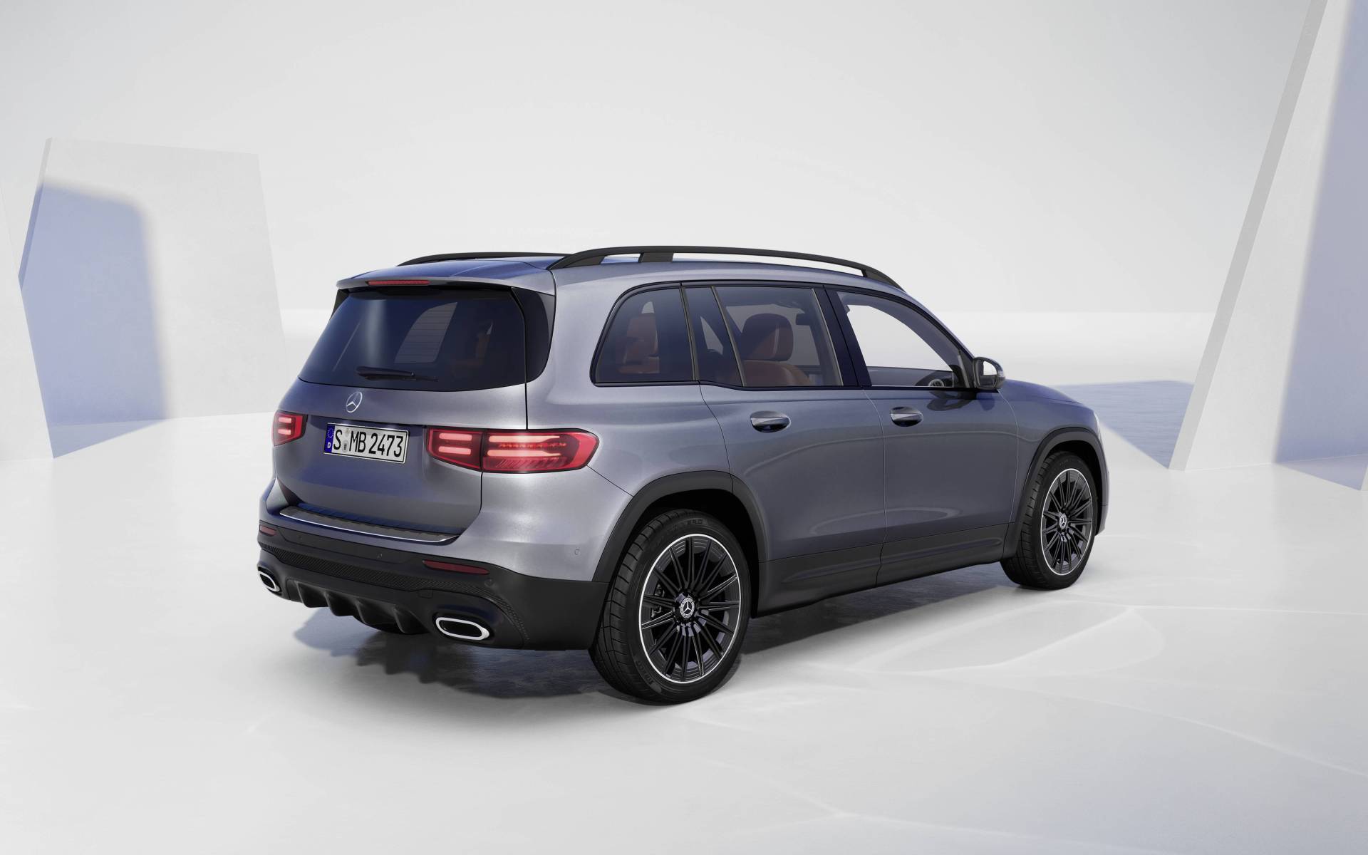 <p>Mercedes-Benz GLB</p>