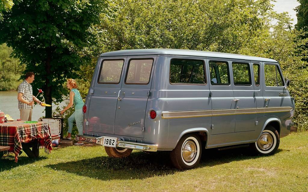 <p>Ford Econoline 1962</p>