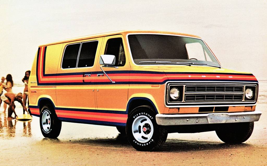 <p>Ford Econoline 1977</p>