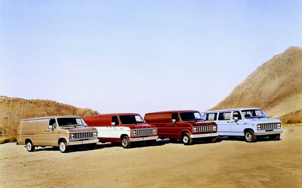 <p>Ford Econoline 1982</p>