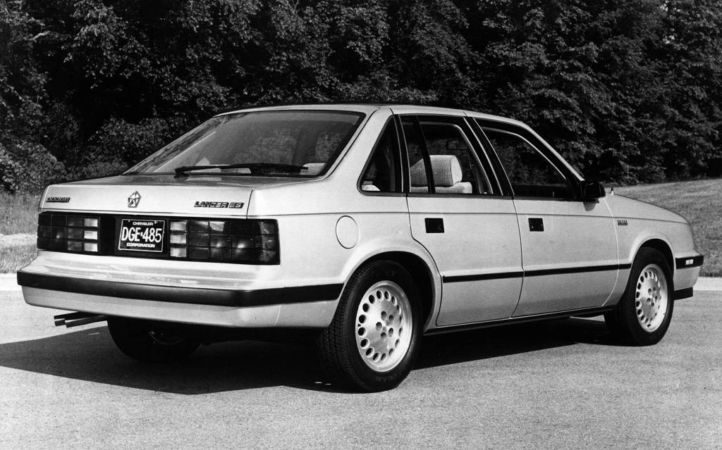 <p>Dodge Lancer 1985</p>