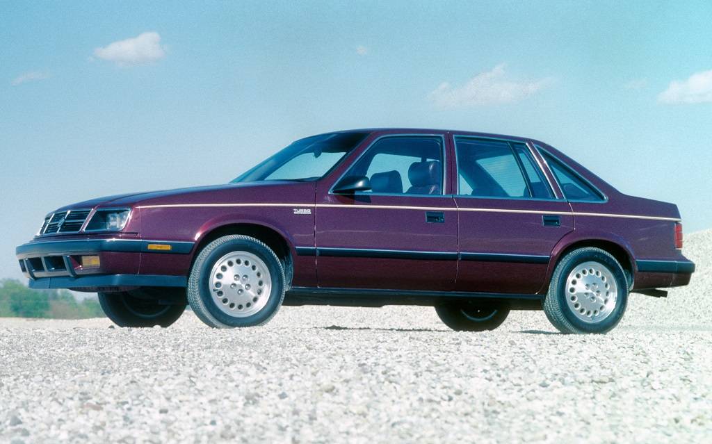 <p>Dodge Lancer ES Turbo 1986</p>