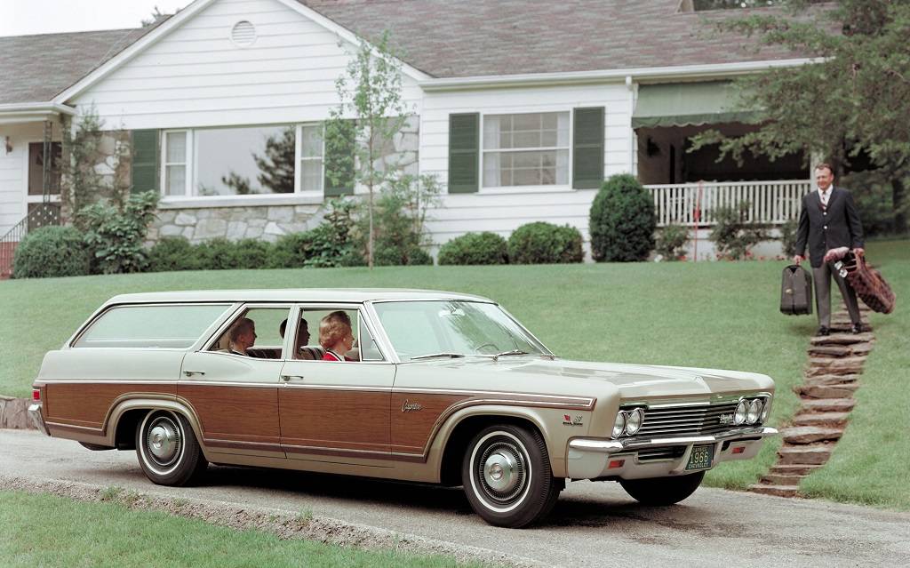 <p>Chevrolet Caprice 1966</p>