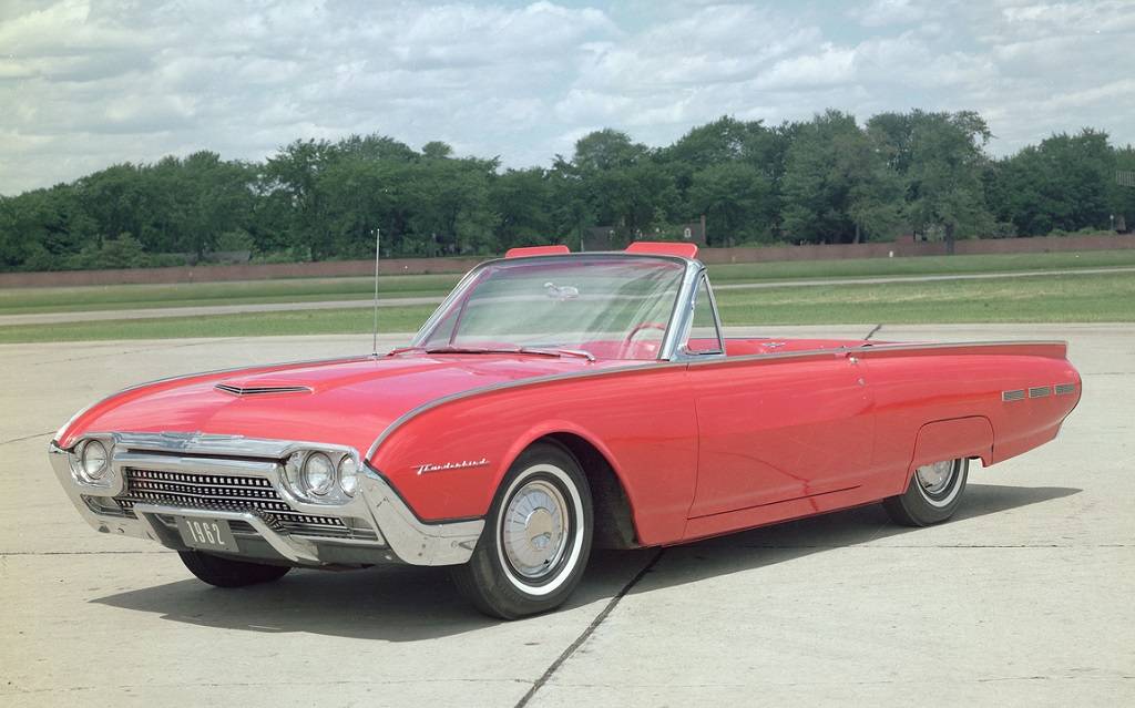 <p>Ford Thunderbird 1962</p>