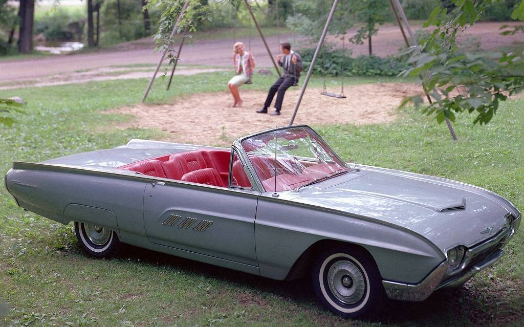 <p>Ford Thunderbird 1963</p>