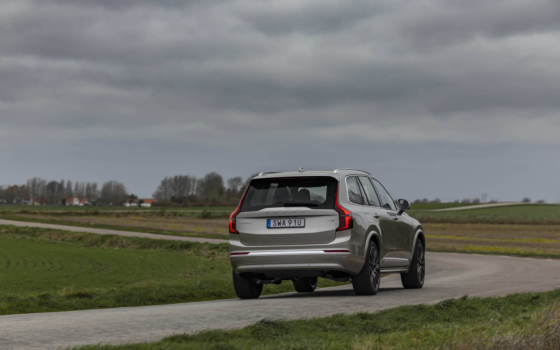 <p>Volvo XC90 T8 2025</p>