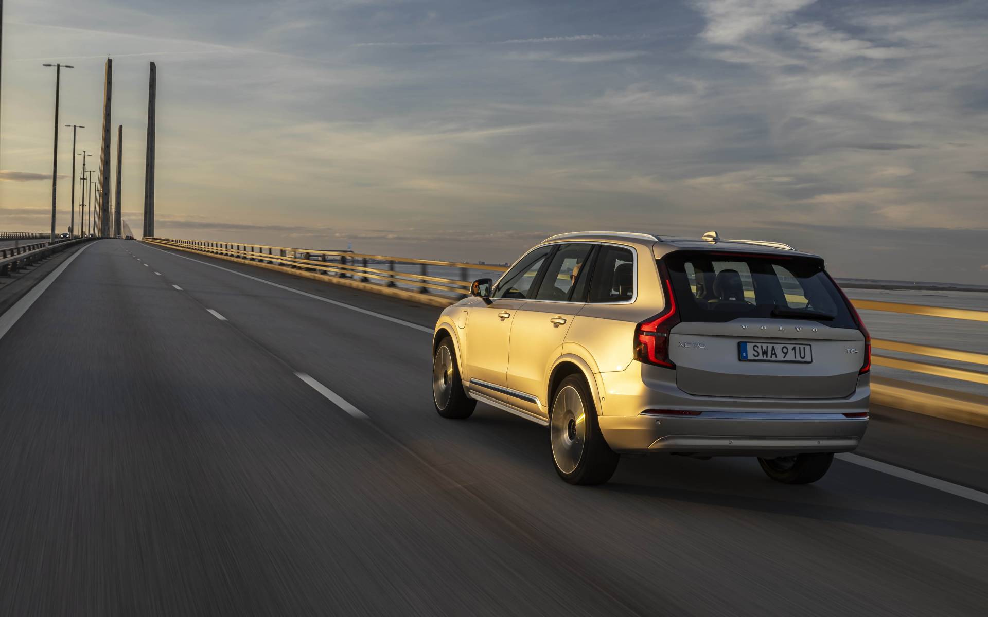 <p>Volvo XC90 T8 2025</p>