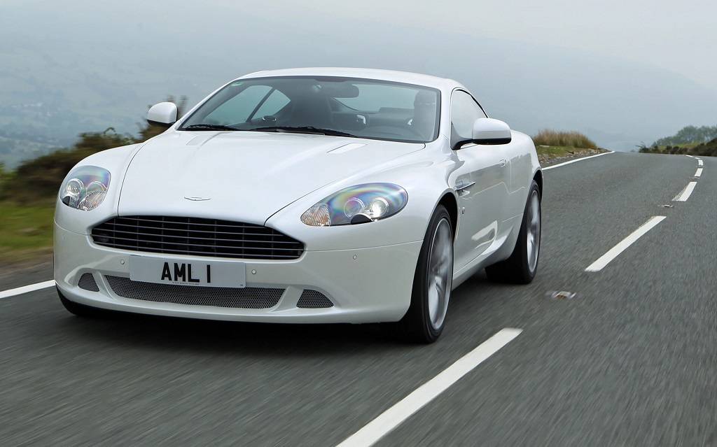 <p>Aston Martin DB9 (2003-2012)</p>