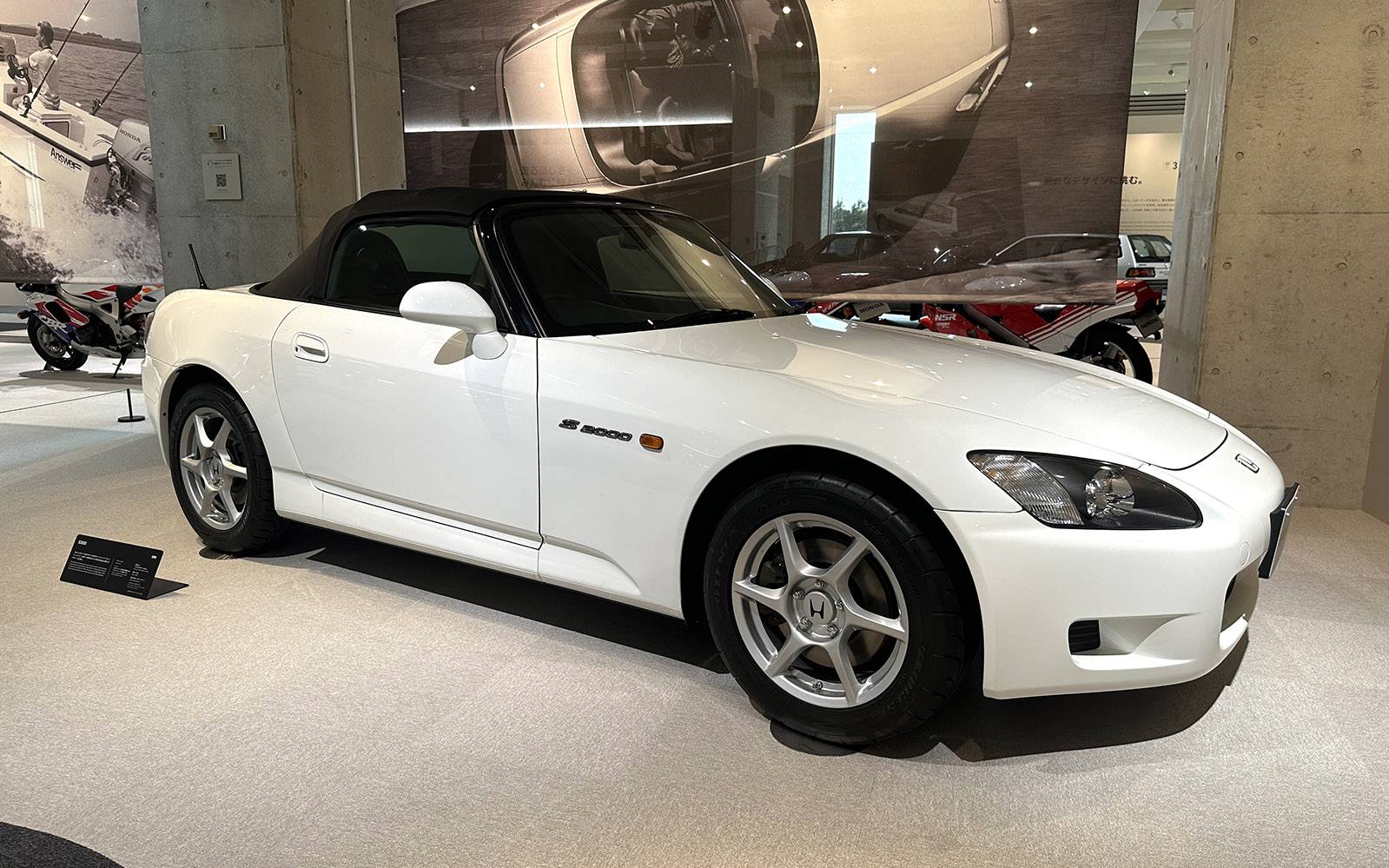 <p>Honda S2000 1999</p>