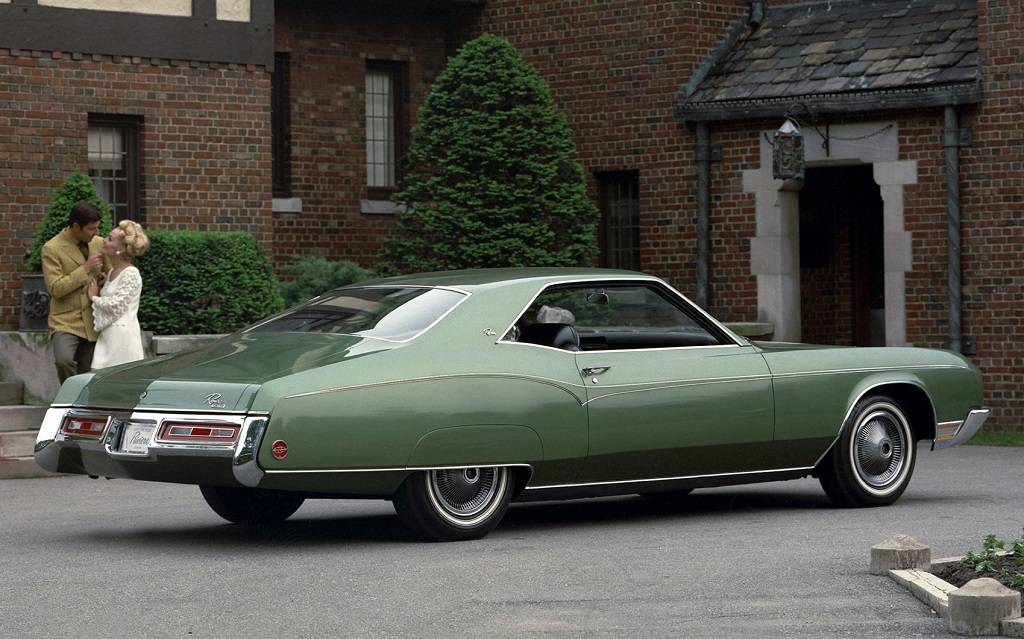 <p>Buick Riviera 1970</p>