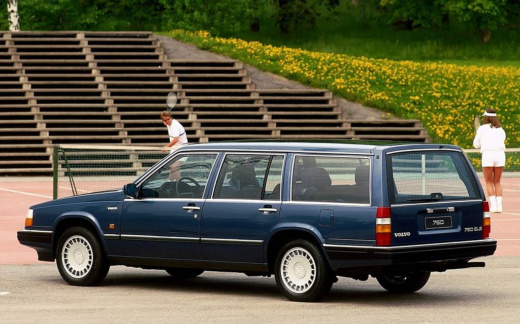 <p>Volvo 760&nbsp;1988</p>