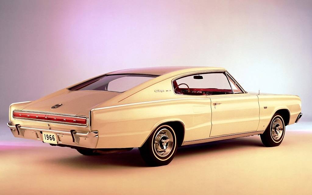 <p>Dodge Charger 1966</p>