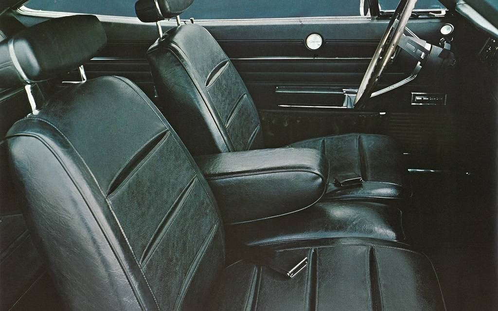 <p>Dodge Charger 1968</p>