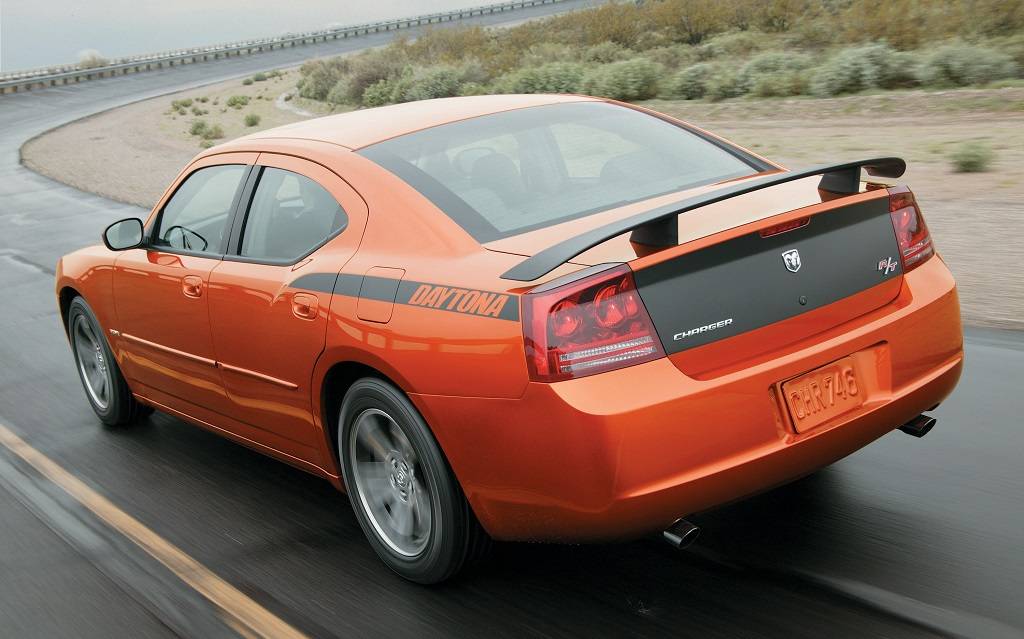 <p>Dodge Charger R/T Daytona 2006</p>