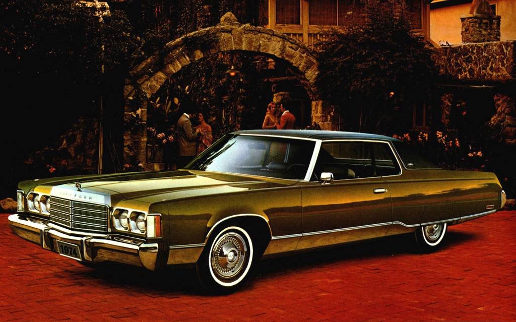 <p>Chrysler New Yorker Brougham 1974</p>