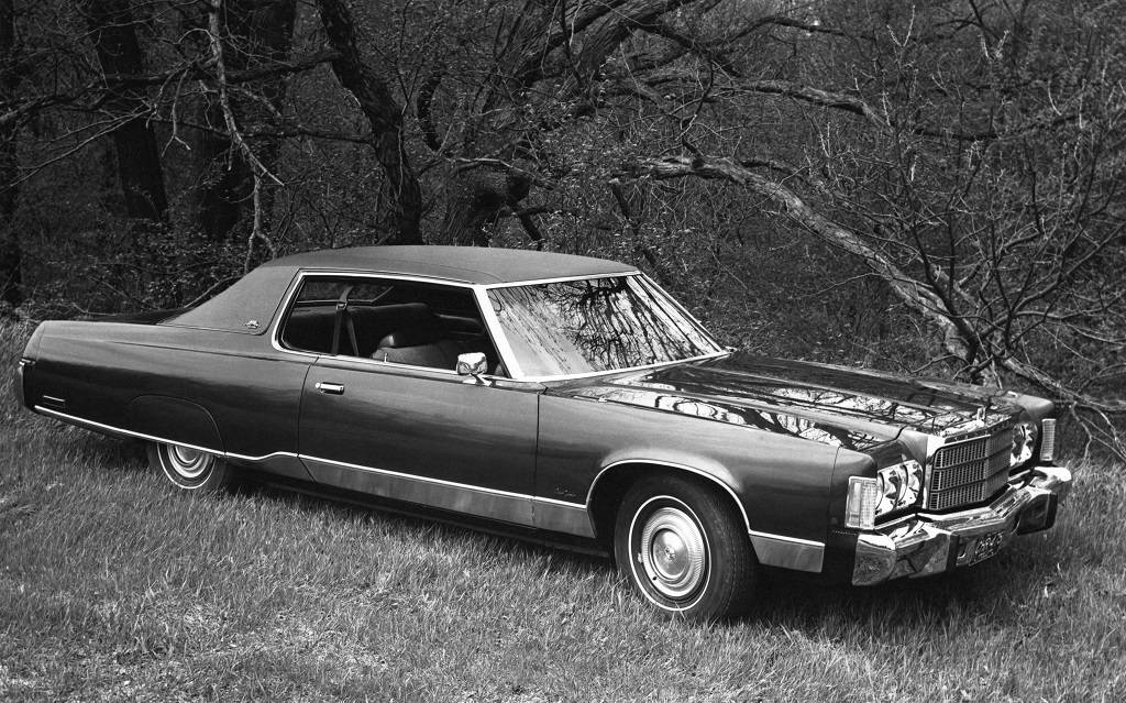 <p>Chrysler New Yorker Brougham 1975</p>