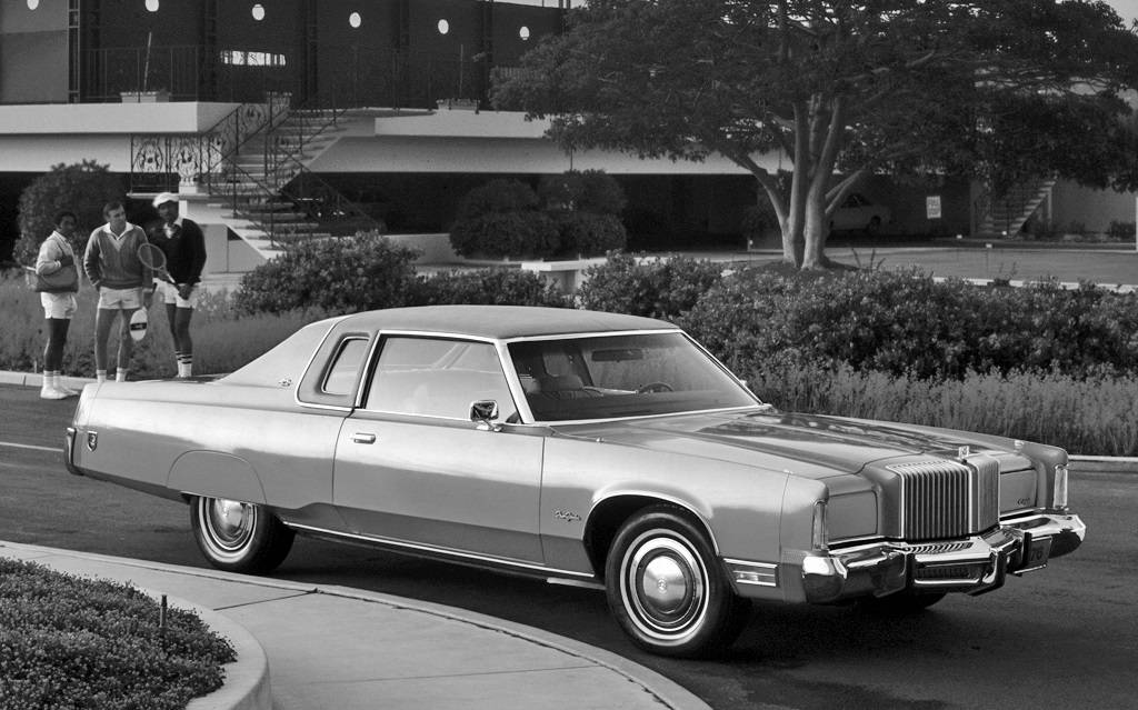 <p>Chrysler New Yorker Brougham 1976</p>