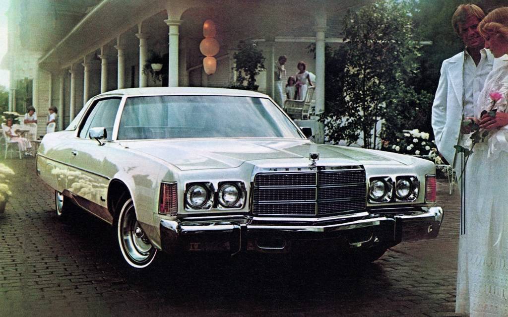 <p>Chrysler Newport 1977</p>