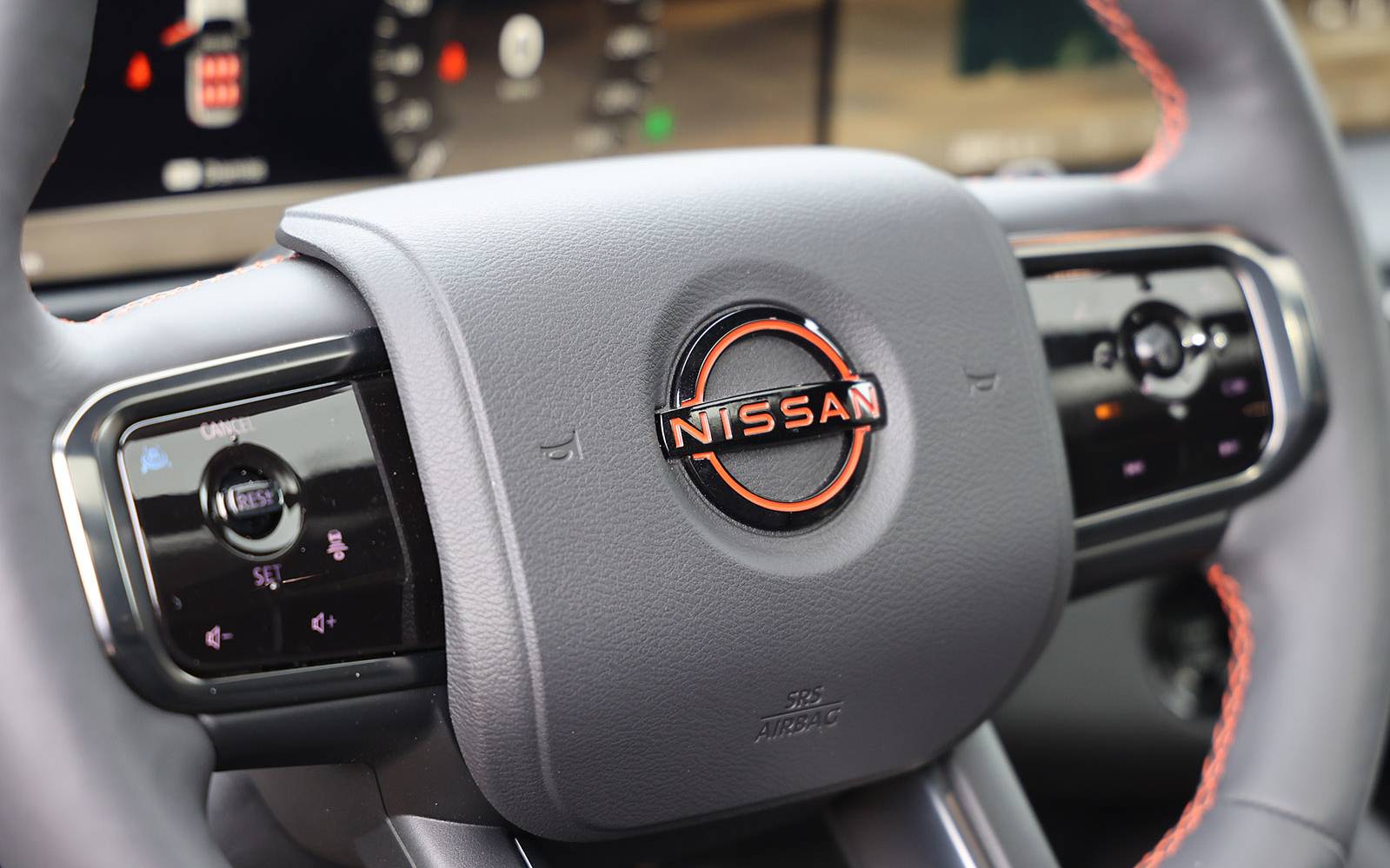 <p>Nissan Armada PRO-4X 2025</p>