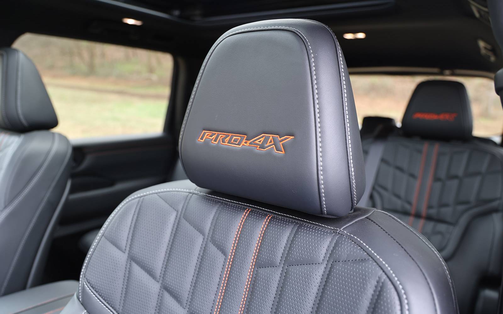 <p>Nissan Armada PRO-4X 2025</p>