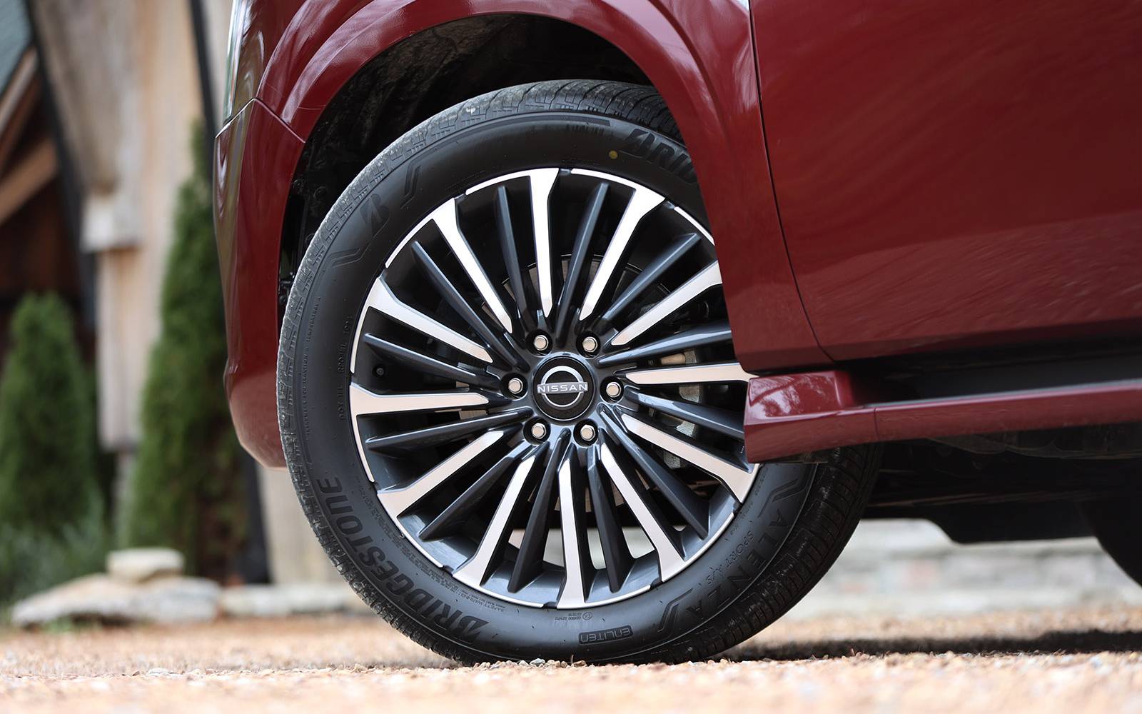 <p>Nissan Armada Platinum Reserve 2025</p>