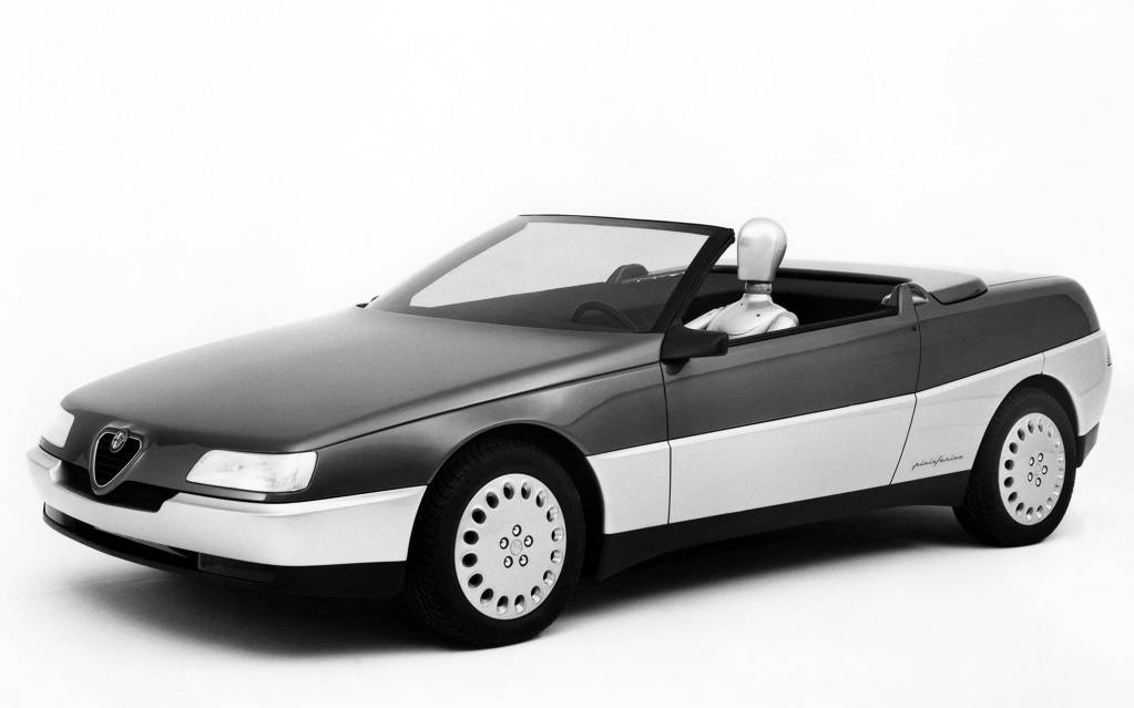 <p>Alfa Romeo Vivace Spider 1985 (dessiné par Pininfarina)</p>