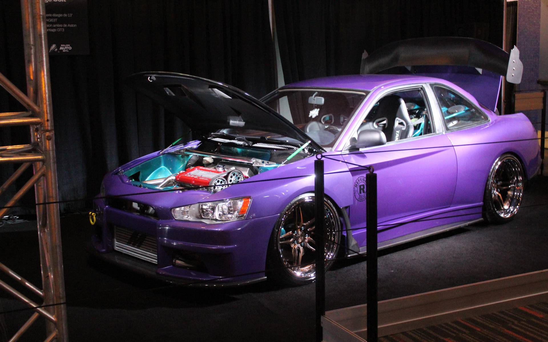 <p>Mitsubishi Lancer</p>