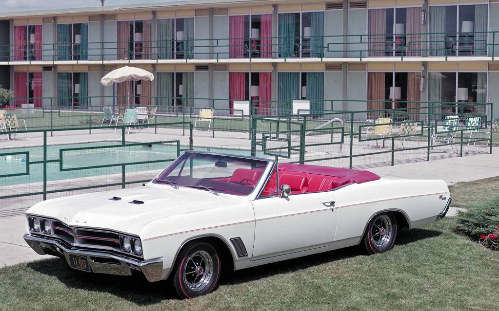 <p>Buick Skylark GS 400&nbsp;1967</p>
