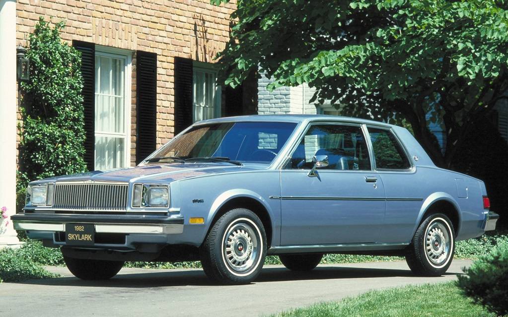 <p>Buick Skylark 1982</p>