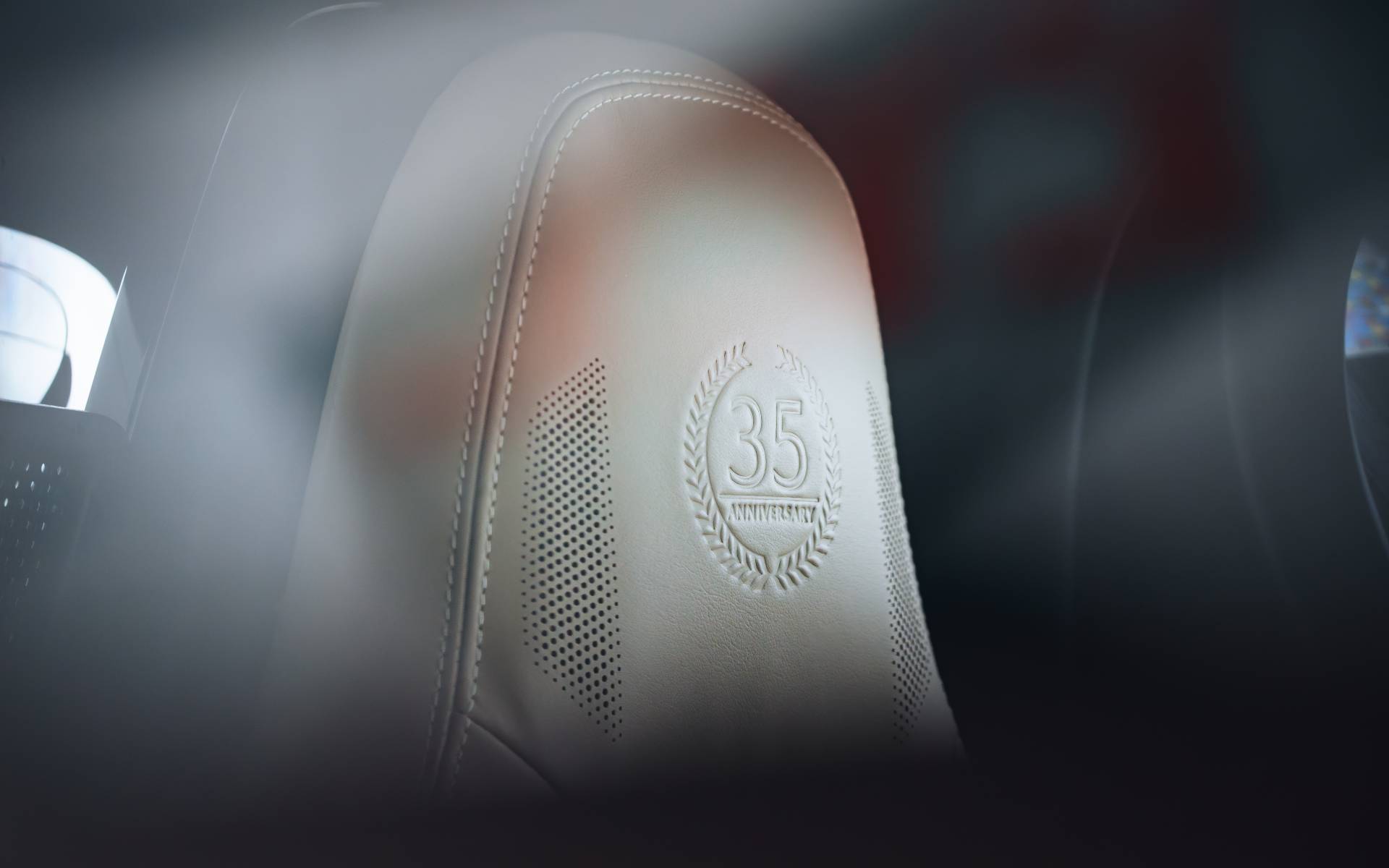 <p>2025 Mazda MX-5&nbsp;35th Anniversary Edition</p>