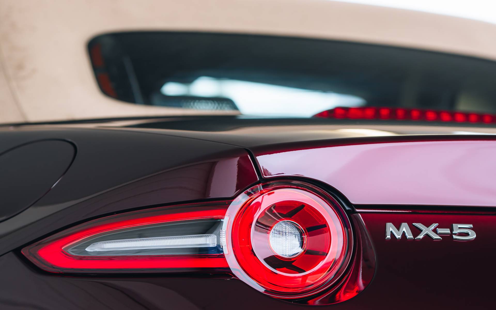 <p>2025 Mazda MX-5&nbsp;35th Anniversary Edition</p>