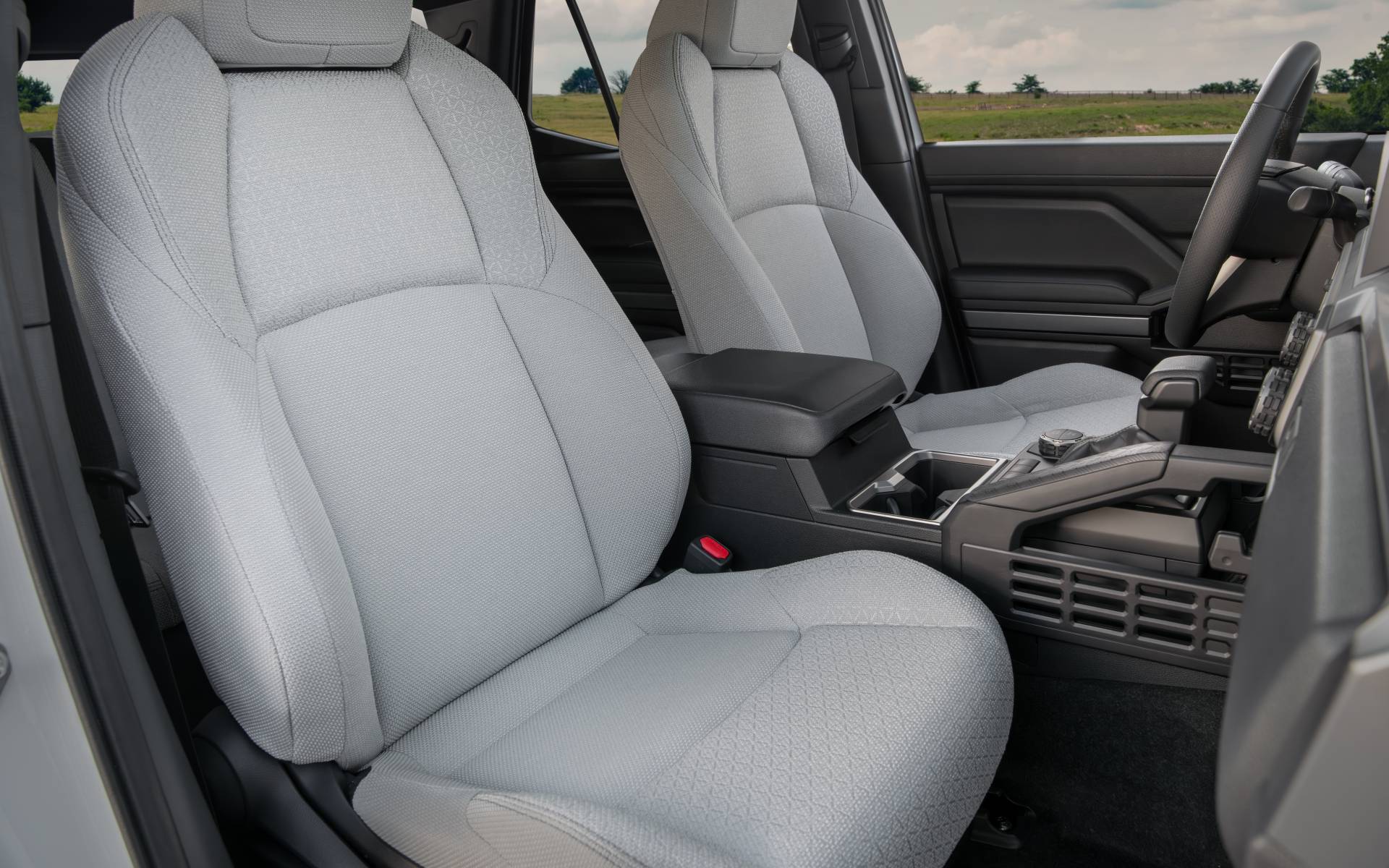 <p>Toyota 4Runner SR5 2025</p>