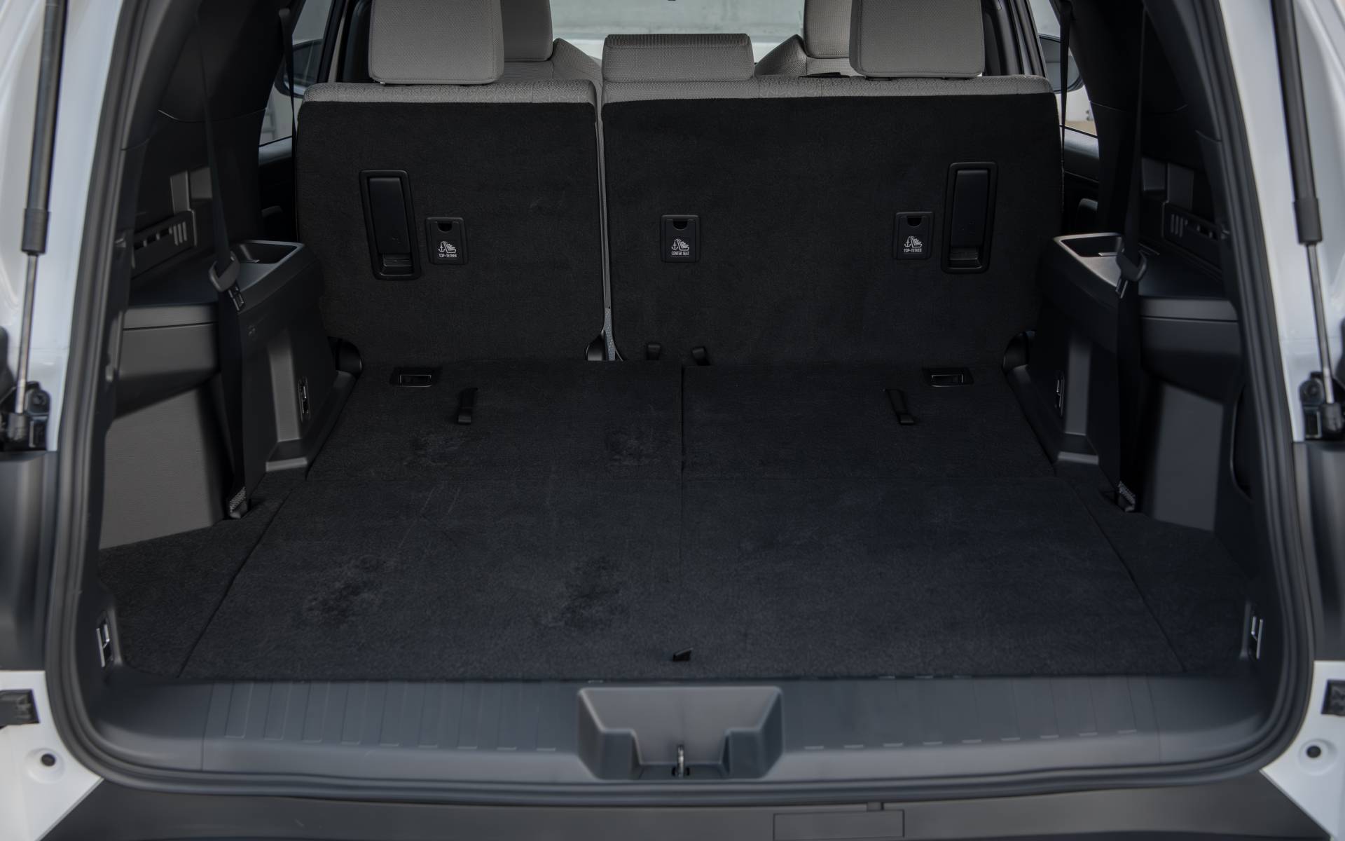 <p>Toyota 4Runner SR5 2025</p>