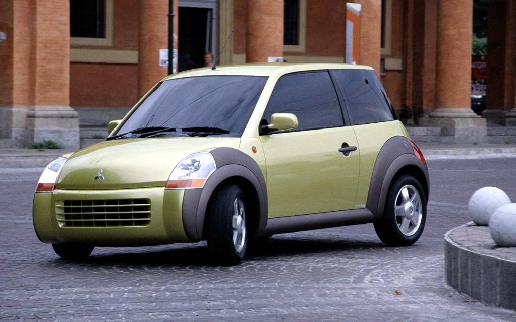 <p>Mitsubishi SUW Compact 1999</p>