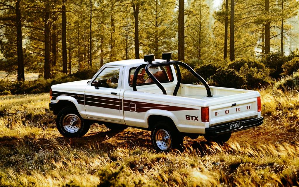 <p>Ford Ranger STX 1990</p>