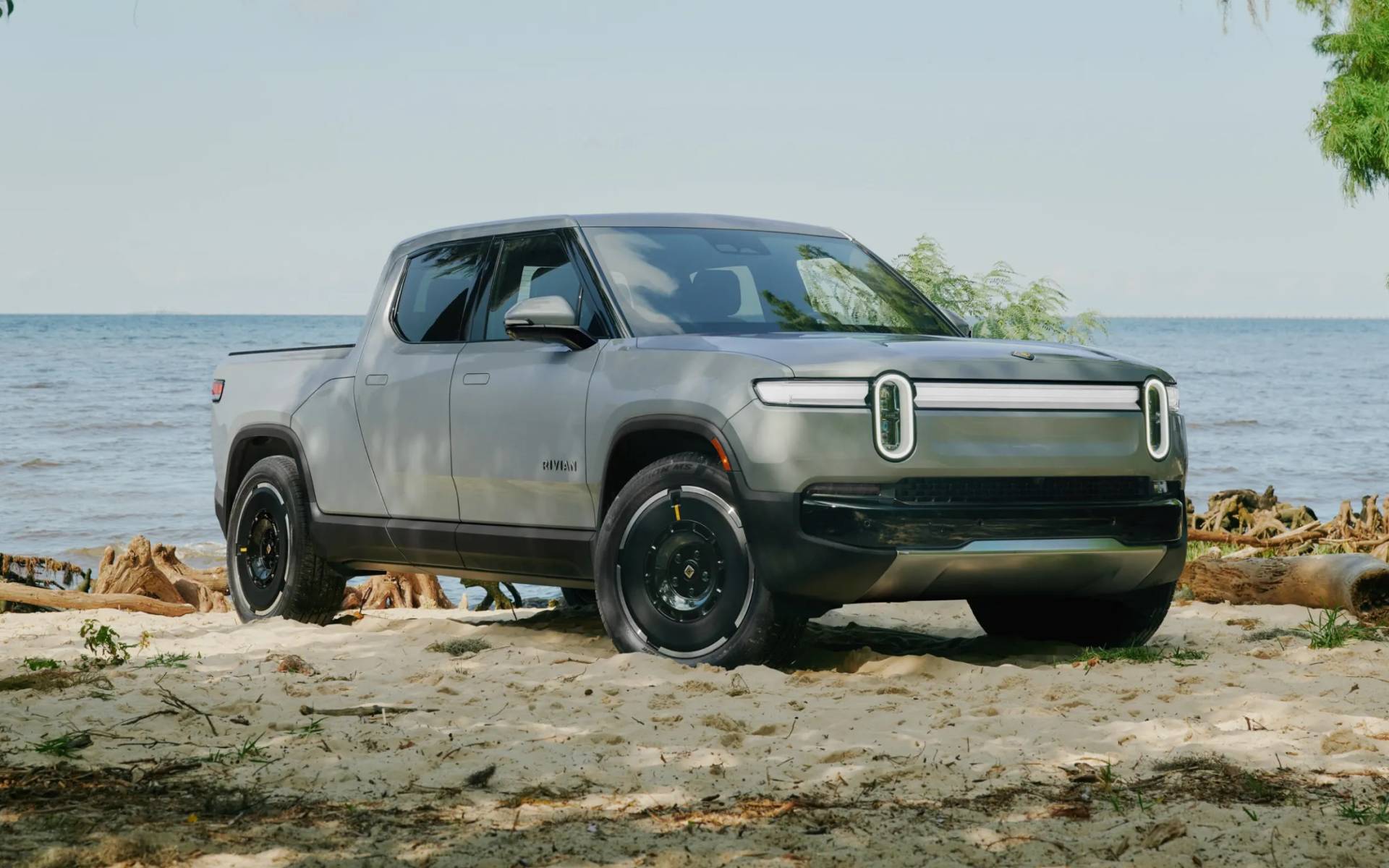 <p>Rivian R1T</p>