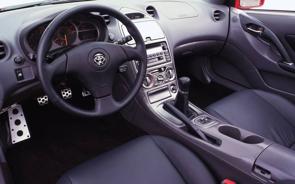 <p>Toyota Celica 2000 (septième génération)</p>